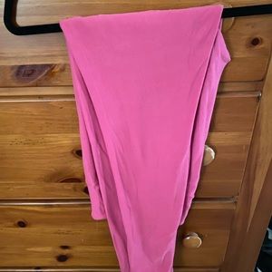 LuLaRoe TC leggings.